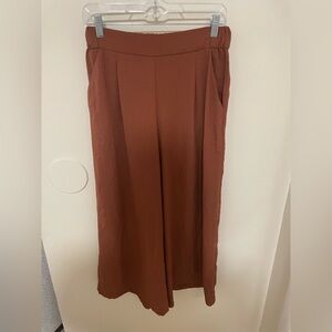 ✨Women’s H&M Flowy Pants Size 6